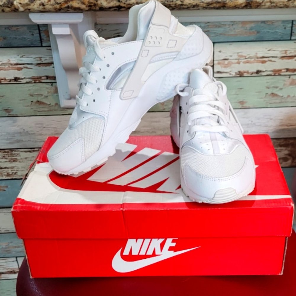 Nike Huarache Run (GS) White Athletic Sneakers 654275-110 7Y Womens 8.5